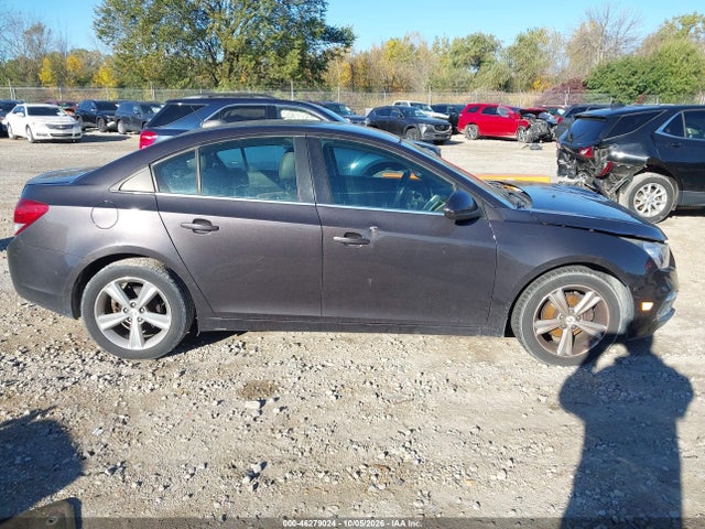 46279024 :رقم المزاد ، 1G1PE5SBXF7244744 vin ، 2015 Chevrolet Cruze 2lt Auto مزاد بيع