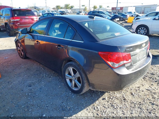 46279024 :رقم المزاد ، 1G1PE5SBXF7244744 vin ، 2015 Chevrolet Cruze 2lt Auto مزاد بيع