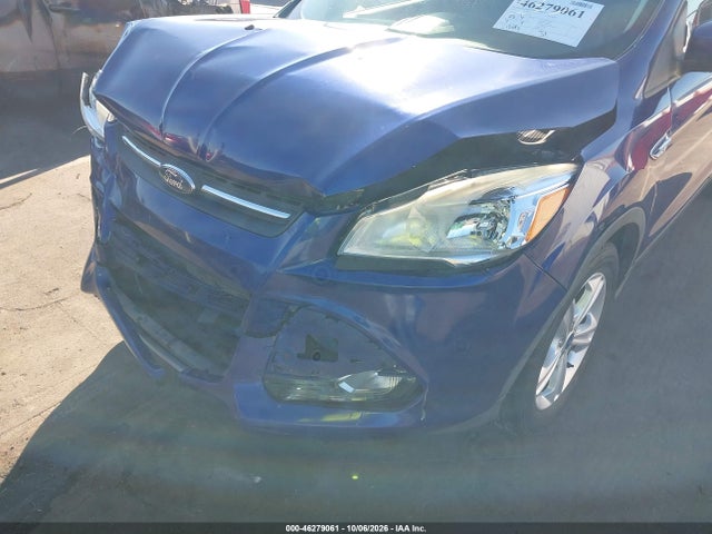 Продажа на аукционе авто 2015 Ford Escape Se, vin: 1FMCU0G76FUB87729, номер лота: 46279061
