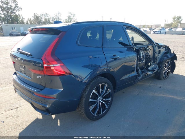 Volvo Xc60 B5 Plus Dark Theme 2024 YV4L12RL6R1947924 Image 4