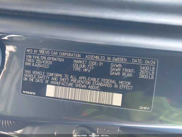 Volvo Xc60 B5 Plus Dark Theme 2024 YV4L12RL6R1947924 Image 9