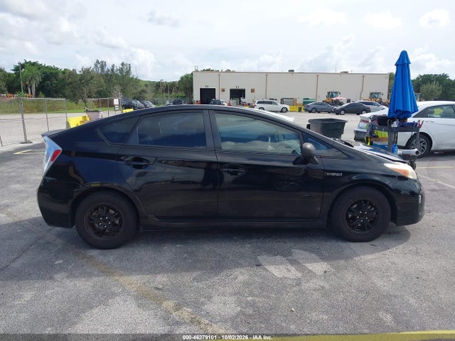2014 Toyota Prius Two მანქანა იყიდება აუქციონზე, vin: JTDKN3DU8E0361590, აუქციონის ნომერი: 46279101