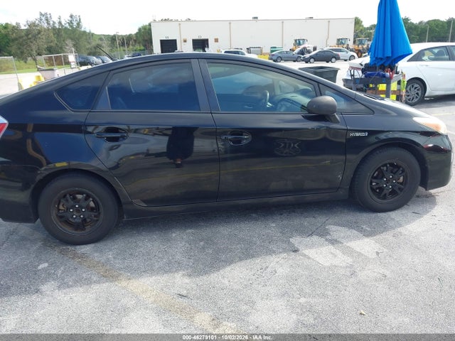 2014 Toyota Prius Two მანქანა იყიდება აუქციონზე, vin: JTDKN3DU8E0361590, აუქციონის ნომერი: 46279101