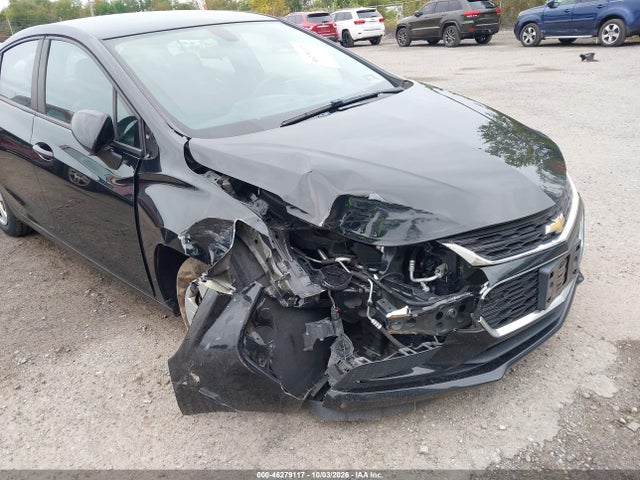 46279117 :رقم المزاد ، 1G1BC5SM0H7111544 vin ، 2017 Chevrolet Cruze Ls Auto مزاد بيع
