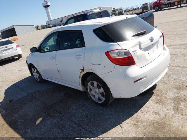 46279148 :رقم المزاد ، 2T1KU4EE8AC355353 vin ، 2010 Toyota Matrix مزاد بيع