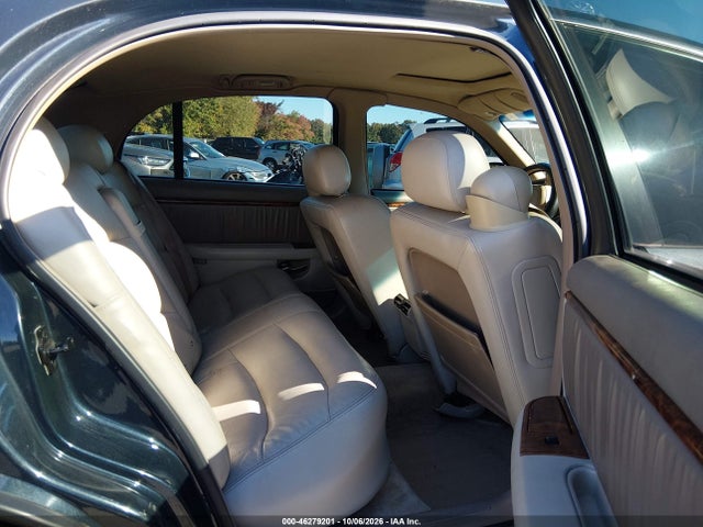 2000 Buick Park Avenue მანქანა იყიდება აუქციონზე, vin: 1G4CW54KXY4236613, აუქციონის ნომერი: 46279201
