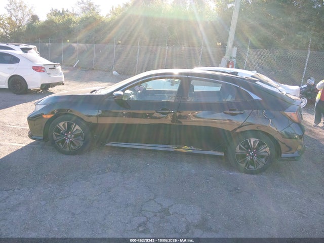 Honda CIVIC EX 2018 SHHFK7H52JU431843 Image 14