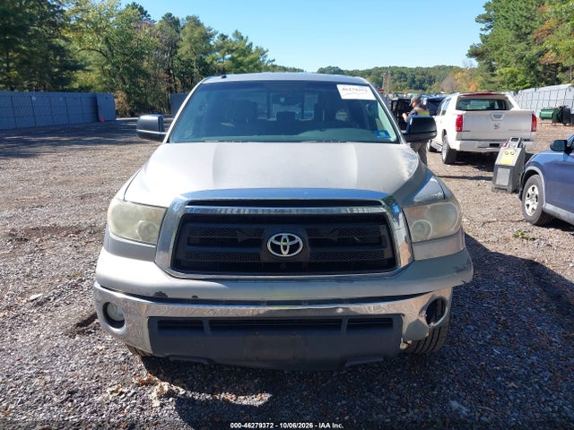 46279372 :رقم المزاد ، 5TFUM5F11AX010418 vin ، 2010 Toyota Tundra Grade 4.6l V8 مزاد بيع