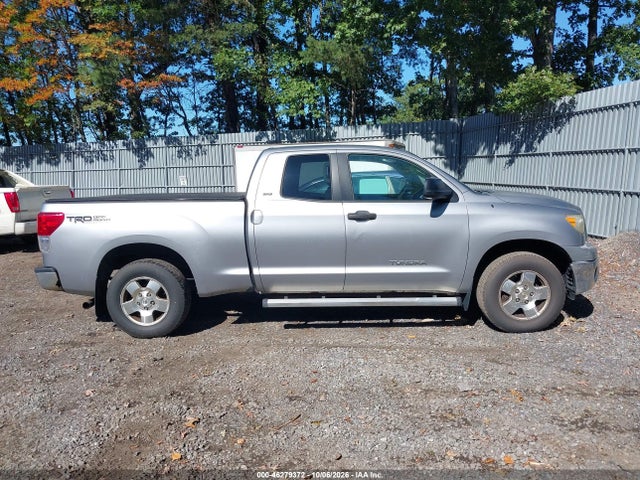 46279372 :رقم المزاد ، 5TFUM5F11AX010418 vin ، 2010 Toyota Tundra Grade 4.6l V8 مزاد بيع