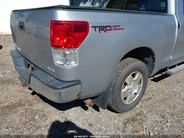 46279372 :رقم المزاد ، 5TFUM5F11AX010418 vin ، 2010 Toyota Tundra Grade 4.6l V8 مزاد بيع