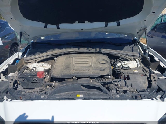 46279528 :رقم المزاد ، SADCJ2FX0JA290119 vin ، 2018 Jaguar F-pace 25t Premium مزاد بيع