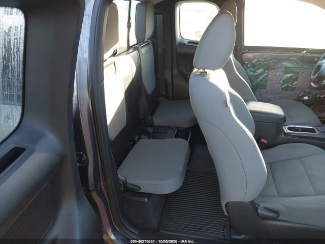 46279651 :رقم المزاد ، 5TFSX5EN9GX047163 vin ، 2016 Toyota Tacoma Sr مزاد بيع