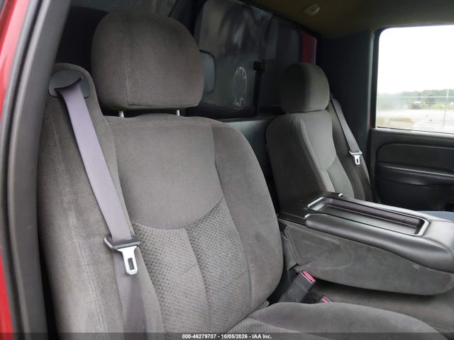 Продажа на аукционе авто 2005 Chevrolet Silverado 2500hd Ls, vin: 1GCHC24U75E277905, номер лота: 46279707