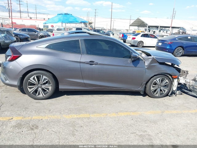 46279780 :رقم المزاد ، 2HGFC3B35HH360125 vin ، 2017 Honda Civic Ex-t مزاد بيع