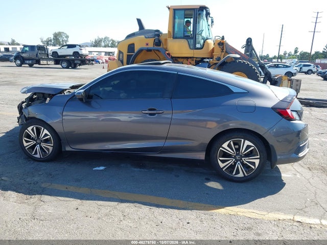 46279780 :رقم المزاد ، 2HGFC3B35HH360125 vin ، 2017 Honda Civic Ex-t مزاد بيع
