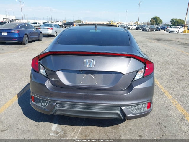 46279780 :رقم المزاد ، 2HGFC3B35HH360125 vin ، 2017 Honda Civic Ex-t مزاد بيع