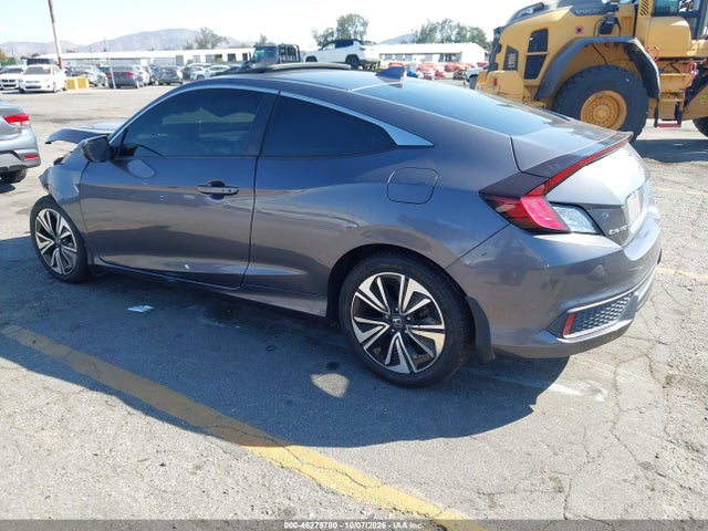 46279780 :رقم المزاد ، 2HGFC3B35HH360125 vin ، 2017 Honda Civic Ex-t مزاد بيع