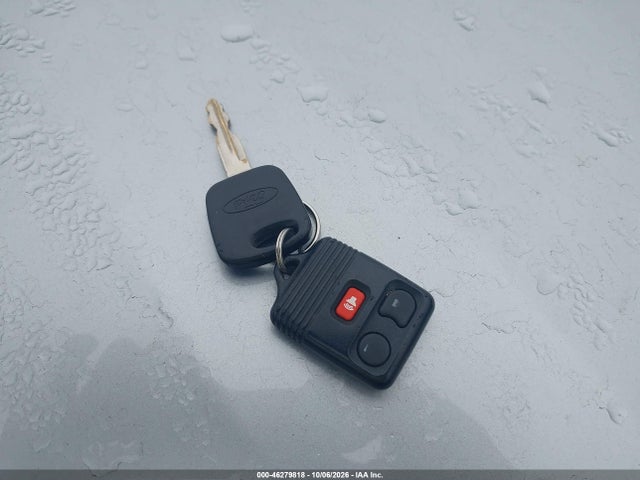 Продажа на аукционе авто 2001 Ford Expedition Xlt, vin: 1FMPU16L01LB07376, номер лота: 46279818