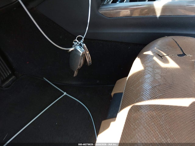 46279829 :رقم المزاد ، WDDHF7CB1AA061396 vin ، 2010 Mercedes-benz E 550 مزاد بيع