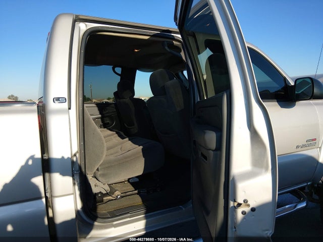 Продаж на аукціоні авто 2005 Chevrolet Silverado 2500hd Ls, vin: 1GCHK23215F945405, номер лоту: 46279880
