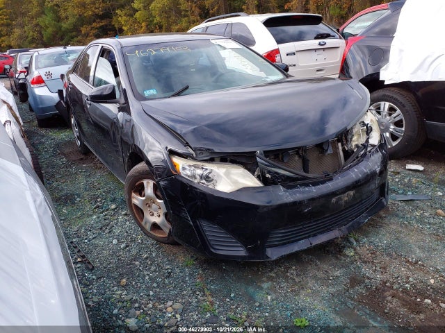 46279903 :رقم المزاد ، 4T4BF1FK0ER382604 vin ، 2014 Toyota Camry Le مزاد بيع