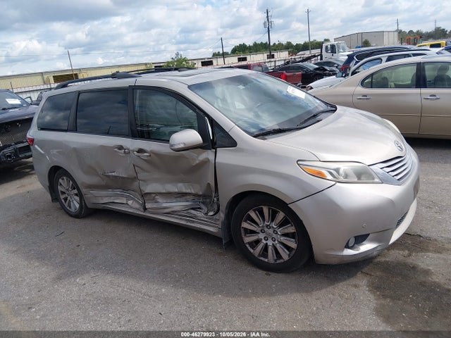 46279923 :رقم المزاد ، 5TDYZ3DC8HS834945 vin ، 2017 Toyota Sienna Limited Premium 7 Passenger مزاد بيع