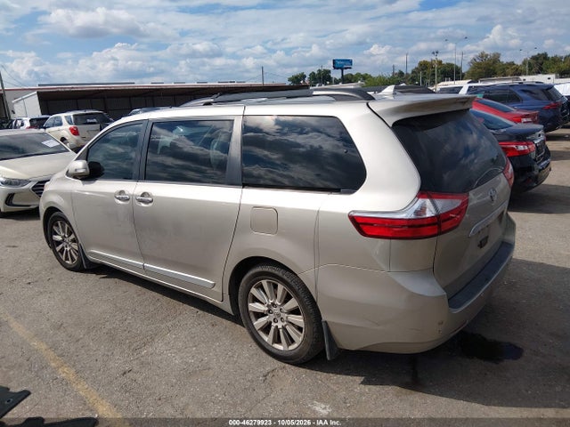 46279923 :رقم المزاد ، 5TDYZ3DC8HS834945 vin ، 2017 Toyota Sienna Limited Premium 7 Passenger مزاد بيع
