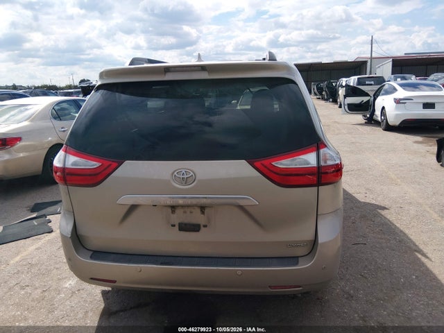 46279923 :رقم المزاد ، 5TDYZ3DC8HS834945 vin ، 2017 Toyota Sienna Limited Premium 7 Passenger مزاد بيع