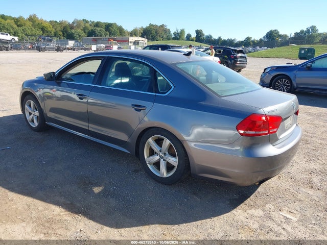 Aukcja sprzedaży 2015 Volkswagen Passat 1.8t Limited Edition, vin: 1VWAT7A37FC105412, numer aukcji: 46279940