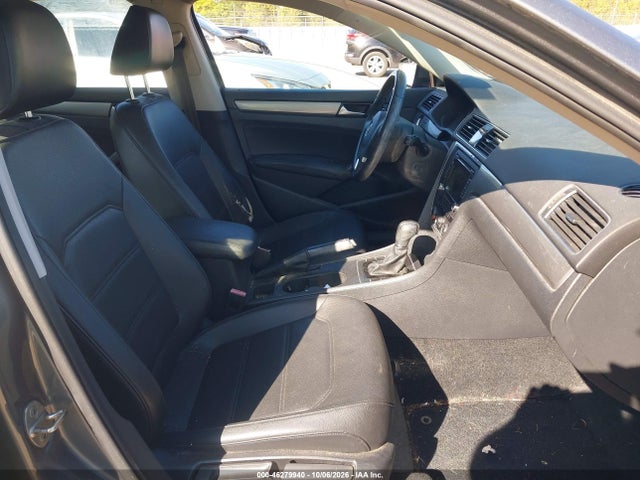 Aukcja sprzedaży 2015 Volkswagen Passat 1.8t Limited Edition, vin: 1VWAT7A37FC105412, numer aukcji: 46279940