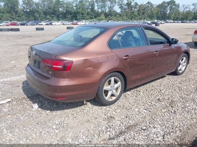 46279996 :رقم المزاد ، 3VW267AJ5GM339638 vin ، 2016 Volkswagen Jetta 1.4t S مزاد بيع