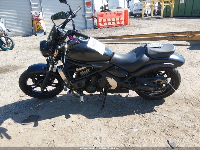 46280090 :رقم المزاد ، JKAENEA17FDA02693 vin ، 2015 Kawasaki En650 A مزاد بيع
