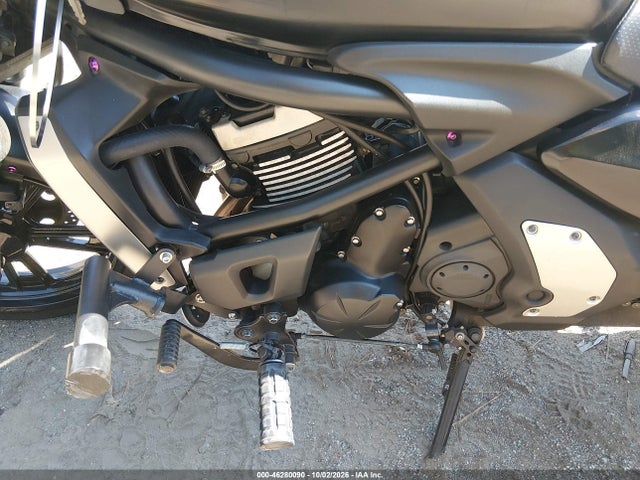 46280090 :رقم المزاد ، JKAENEA17FDA02693 vin ، 2015 Kawasaki En650 A مزاد بيع