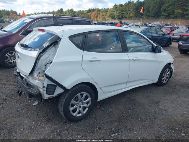 2012 Hyundai Accent Gs მანქანა იყიდება აუქციონზე, vin: KMHCT5AE6CU015557, აუქციონის ნომერი: 46280213