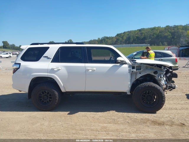 Aukcja sprzedaży 2019 Toyota 4runner Trd Off Road Premium, vin: JTEBU5JR8K5611211, numer aukcji: 46280291