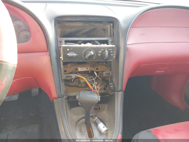 1999 Ford Mustang მანქანა იყიდება აუქციონზე, vin: 1FAFP444XXF115499, აუქციონის ნომერი: 46280292