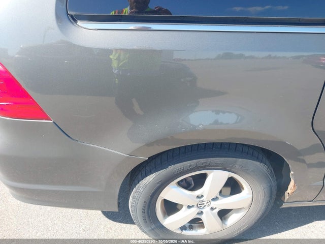 Aukcja sprzedaży 2010 Volkswagen Routan Sel, vin: 2V4RW5DX6AR199336, numer aukcji: 46280293