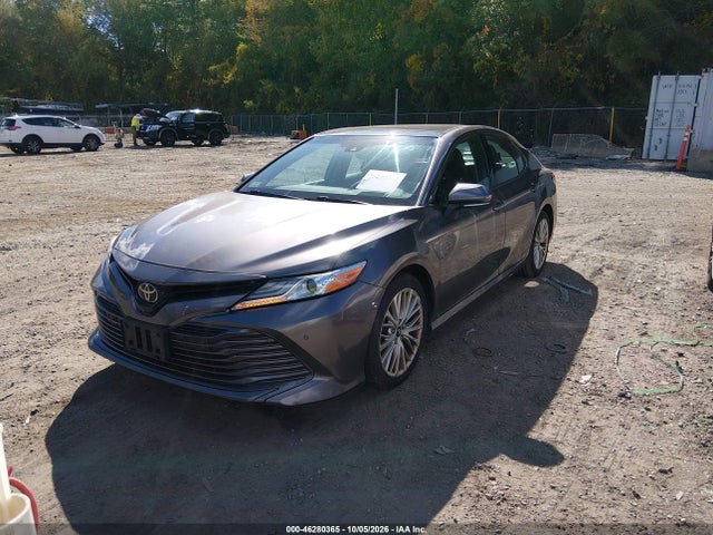 2018 Toyota Camry Xle მანქანა იყიდება აუქციონზე, vin: 4T1B11HKXJU063968, აუქციონის ნომერი: 46280365