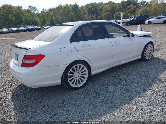 Продажа на аукционе авто 2013 Mercedes-benz C 250 Sport, vin: WDDGF4HB6DR243541, номер лота: 46280467