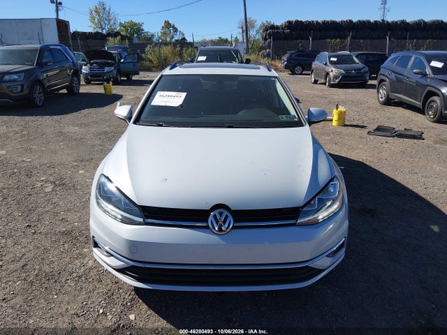 2018 Volkswagen Golf Sportwagen Tsi S/tsi Se მანქანა იყიდება აუქციონზე, vin: 3VWD17AU5JM768464, აუქციონის ნომერი: 46280493