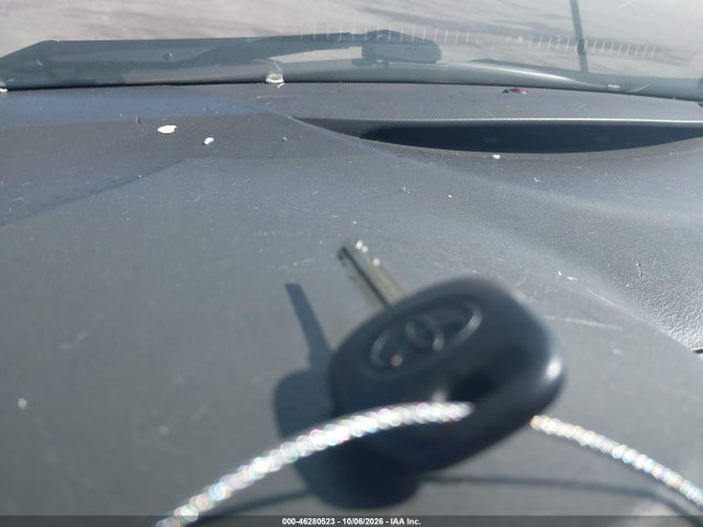 46280523 :رقم المزاد ، 4T1BF3EK1BU763073 vin ، 2011 Toyota Camry Le مزاد بيع
