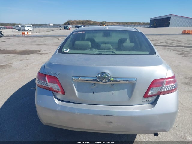 46280523 :رقم المزاد ، 4T1BF3EK1BU763073 vin ، 2011 Toyota Camry Le مزاد بيع
