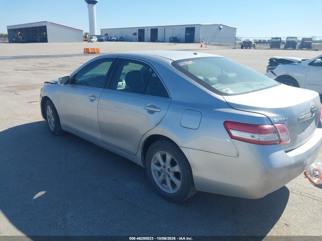 46280523 :رقم المزاد ، 4T1BF3EK1BU763073 vin ، 2011 Toyota Camry Le مزاد بيع