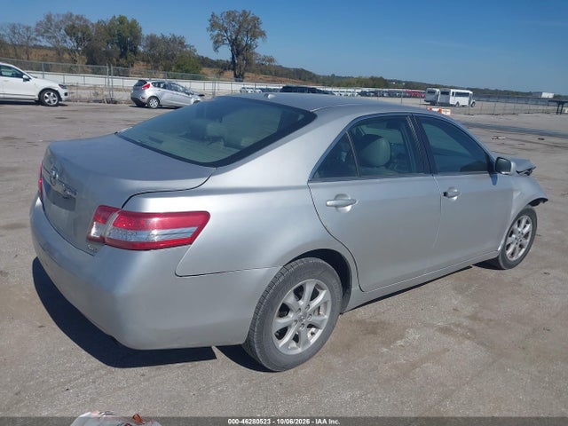 46280523 :رقم المزاد ، 4T1BF3EK1BU763073 vin ، 2011 Toyota Camry Le مزاد بيع