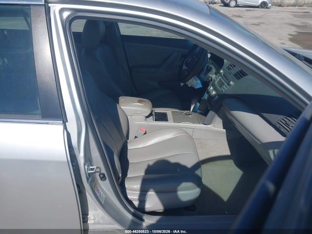 46280523 :رقم المزاد ، 4T1BF3EK1BU763073 vin ، 2011 Toyota Camry Le مزاد بيع