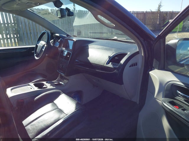 46280561 :رقم المزاد ، 2C4RC1GG4FR742343 vin ، 2015 Chrysler Town & Country Limited Platinum مزاد بيع