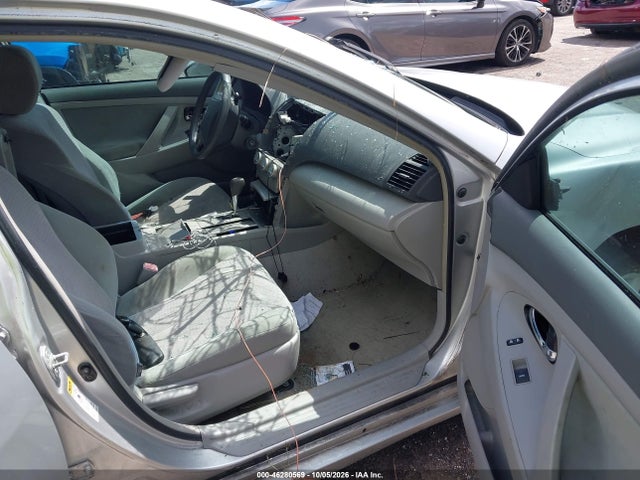 2010 Toyota Camry Le მანქანა იყიდება აუქციონზე, vin: 4T1BF3EK7AU041184, აუქციონის ნომერი: 46280569
