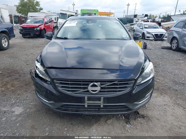 2015 Volvo V60 T5 Premier მანქანა იყიდება აუქციონზე, vin: YV126MEB1F1199372, აუქციონის ნომერი: 46280660