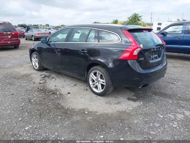 2015 Volvo V60 T5 Premier მანქანა იყიდება აუქციონზე, vin: YV126MEB1F1199372, აუქციონის ნომერი: 46280660