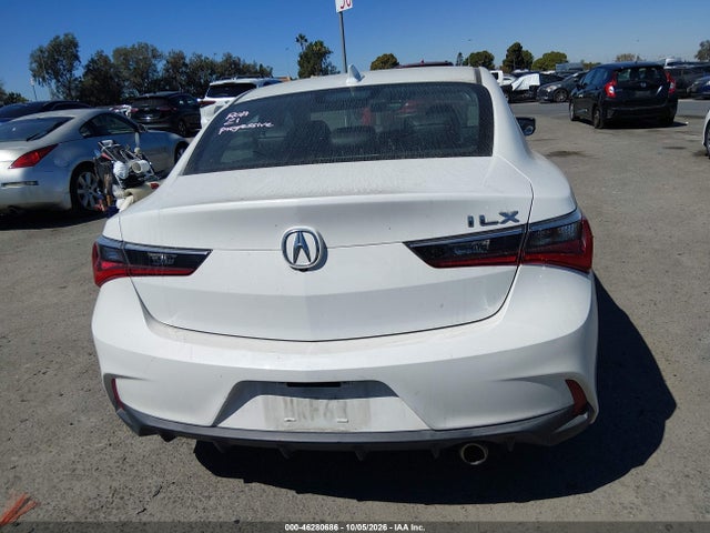 19UDE2F31KA013905 Acura Ilx Standard